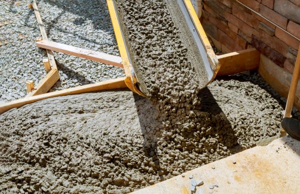Cement Walkway Pouring in American Fork